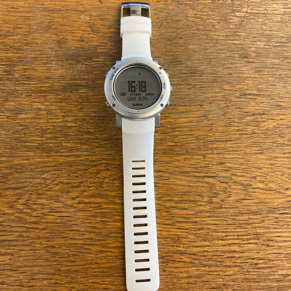 Suunto Core Barometer/Altimeter Watch